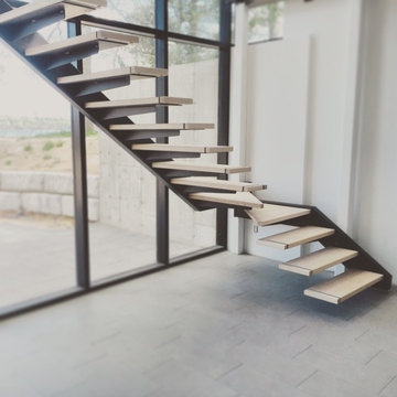 Self Support Cantilevered Steel Stairs with Glass Railing