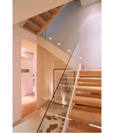 Contemporary Staircase SHH