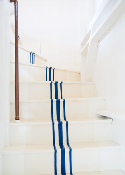 Coastal Staircase by Allee Architecture + Design, LLC