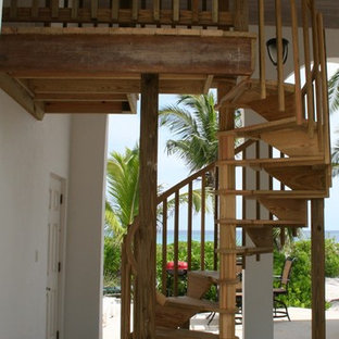 Treppe mit Holz-Setzstufen in Sonstige