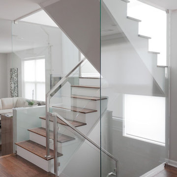 STAINLESS & GLASS RAILINGS