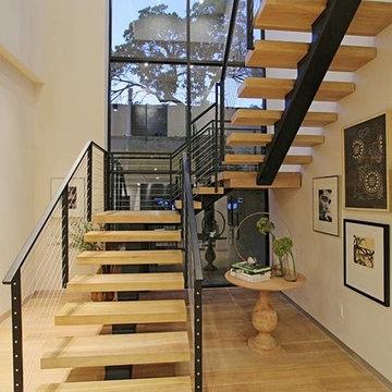 Stainless Cable Railing Wood Staircase Design