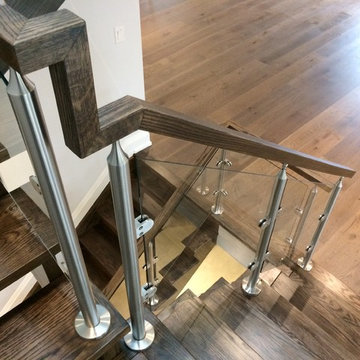 Stainless Steel and Glass Railing, Oak Handrails