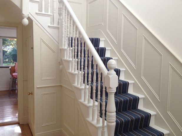Traditional Staircase by The Wall Panelling Company