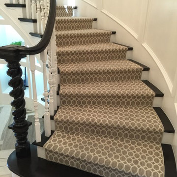 Staircase - Carpet & Hardwood