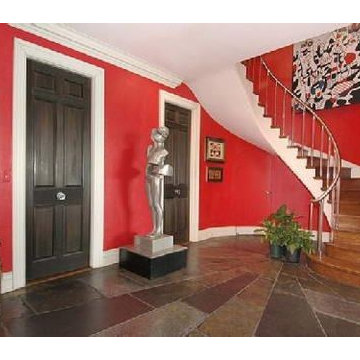 staircase wall decorating ideas