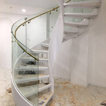 Steep arc staircase