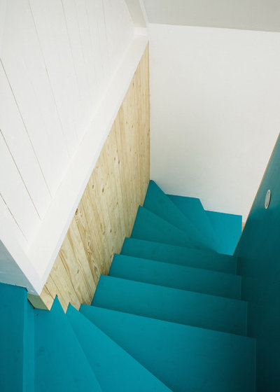 Scandinavian Staircase by LASC Studio
