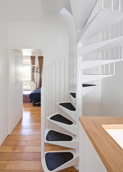 Staircase by Angus Mackenzie Architect