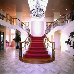 Traditional Staircase by MW Design Workshop