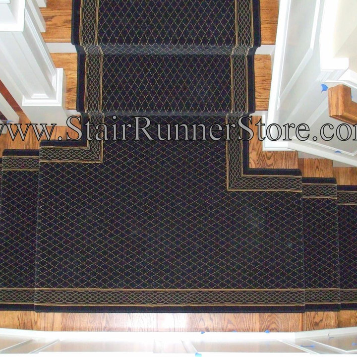 Stair Runner Landing Photos & Ideas Houzz