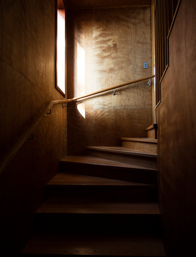 Contemporary Staircase by Megan Edwards Architects
