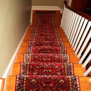 Traditional Hand-knotted Stairway Runner