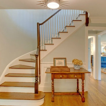 Transitional Entry / Staircase
