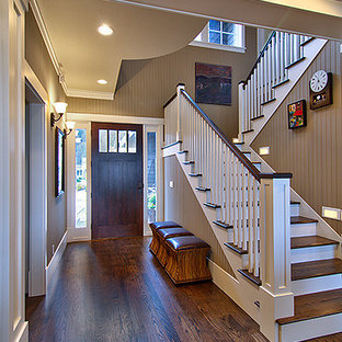 Example of an arts and crafts staircase design in Seattle
