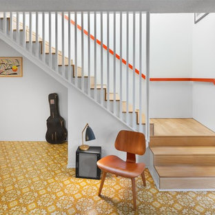 Retro Holztreppe in L-Form mit Holz-Setzstufen in Los Angeles