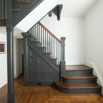75 Beautiful Victorian Staircase Ideas and Designs - September 2022 ...