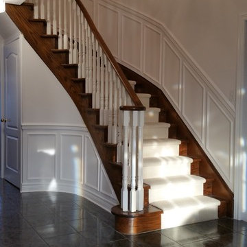 Wainscoting & Crown Moulding