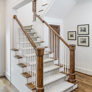 07 - Classic Craftsman Staircase