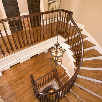 03 - Traditional 1 1/2 Story Staircase