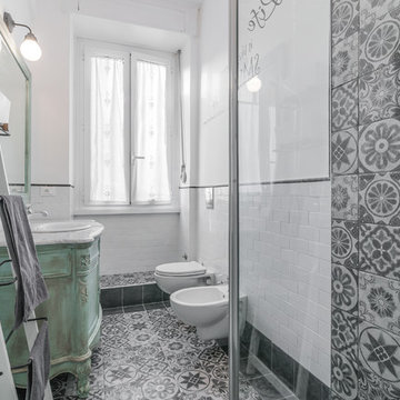 Bagno con piastrelle spagnole