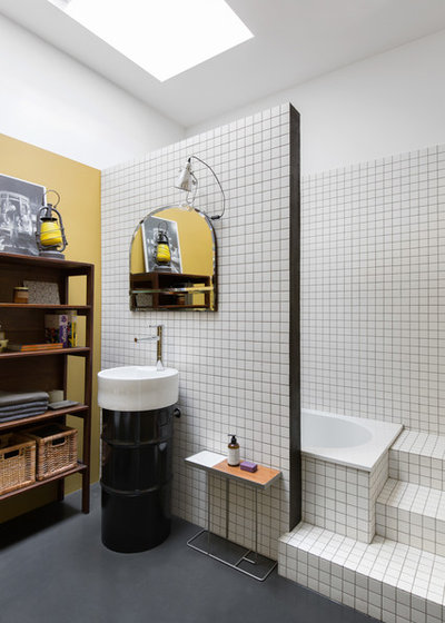 Industrial Bathroom by sm*s stefaniamicottistudio