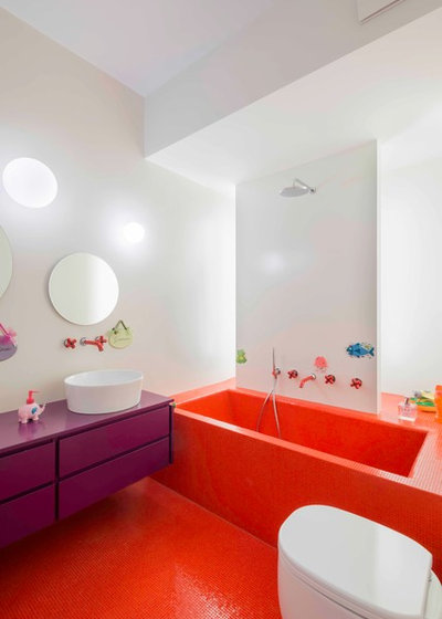 Contemporary Bathroom by Cristiana Vannini