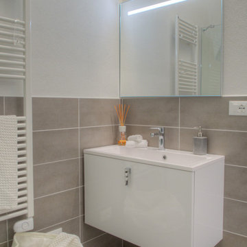 sala da bagno appartamento ristrutturato Borgo Ligure