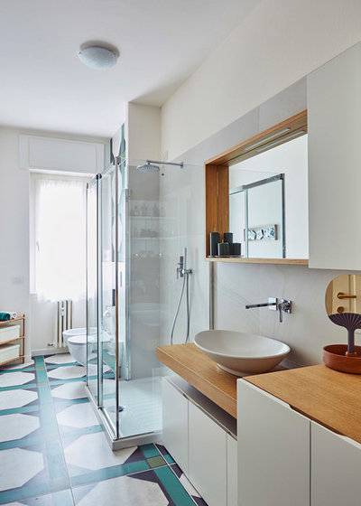 Contemporary Bathroom by Alhambretto Design Studio