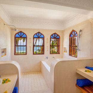 Immagine di una stanza da bagno etnica