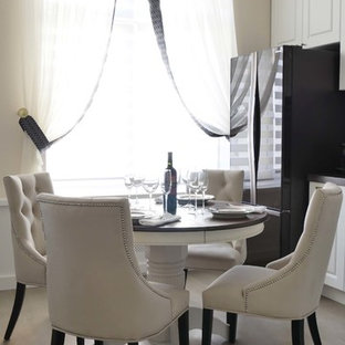 Bild på ett litet vintage kök med matplats, med beige väggar, laminatgolv och turkost golv