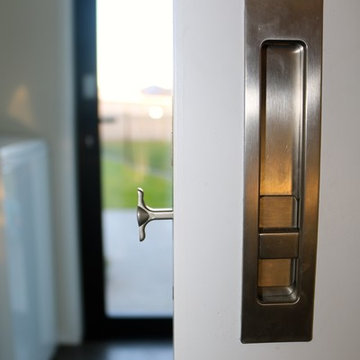 Cavity slider door with easy to use latch