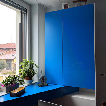 Studio in blu