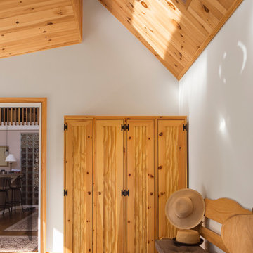 Bright Mudroom / Entry Addition