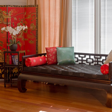 Chinese Style Reading Nook with Daybed