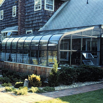 Curved eave rooms