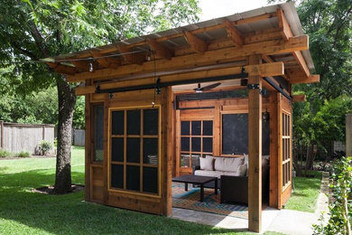 Example of a mid-sized minimalist detached shed design in Austin