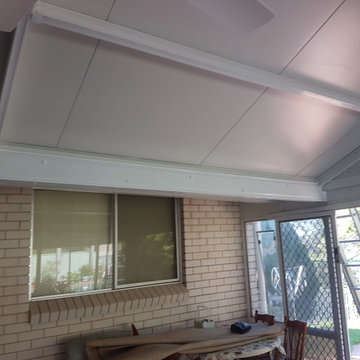 Engadine - insulated roof panel, skylight and ventilation