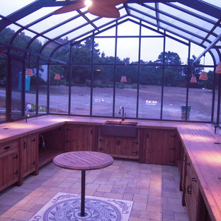 This is an example of a mediterranean conservatory in San Francisco.