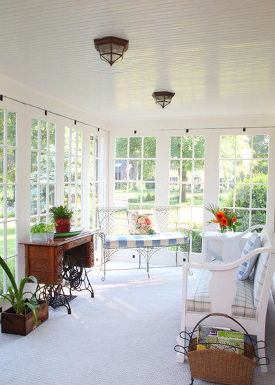 Traditional Sunroom by Frank Shirley Architects