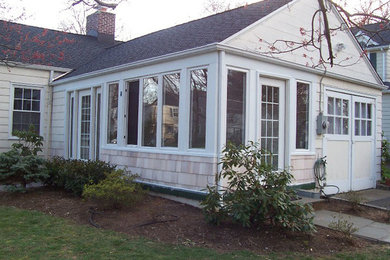 Example of a sunroom design in New York
