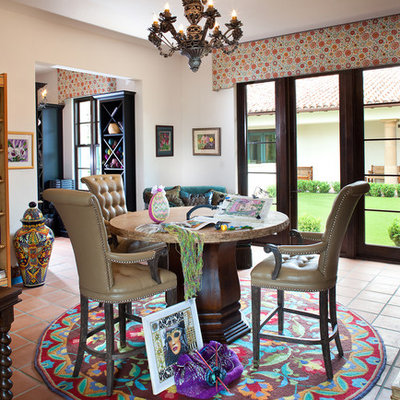 Example of a mid-sized tuscan sunroom design in Tampa with no fireplace and a standard ceiling