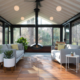 On Trend 75 Mid Century Modern Sunroom Pictures Ideas August 2021 Houzz