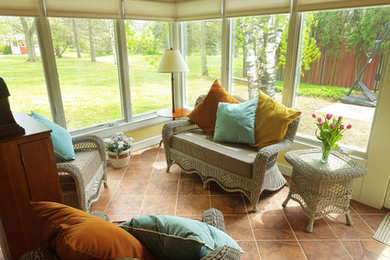 Inspiration for a sunroom remodel in Detroit