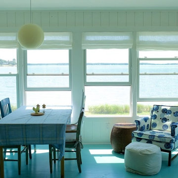Summer Cottage On The Bay
