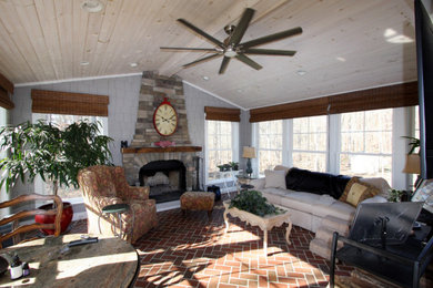 Inspiration for a rustic sunroom remodel in DC Metro