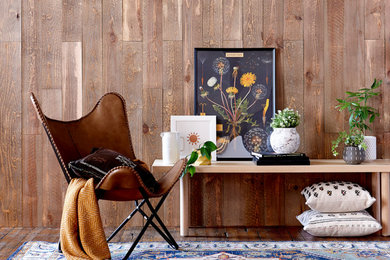 Diseño de galería minimalista de tamaño medio sin chimenea con suelo de madera en tonos medios y suelo marrón