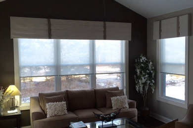 Transitional sunroom photo in Cleveland