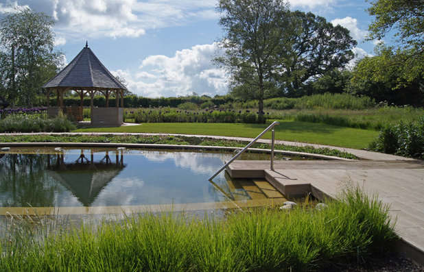 Country Swimming Pool & Hot Tub by User