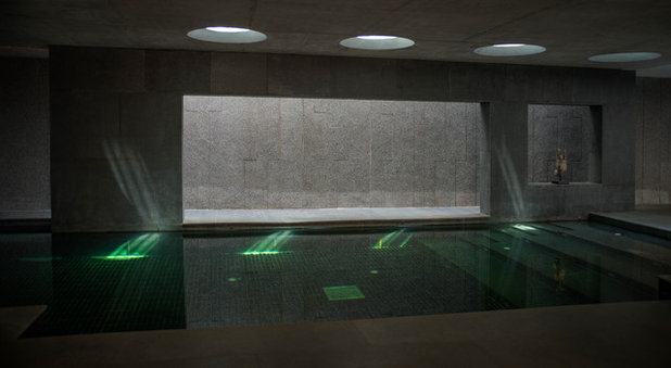 Indian Swimming Pool by Architecture Paradigm